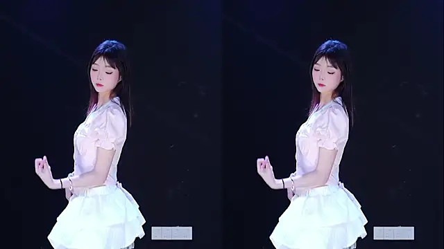 Emerald Girls online show from November 26, 2025, 12:10 am