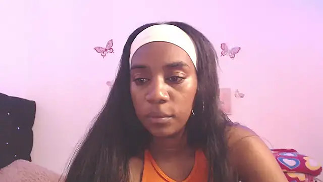 AishaOwens online show from December 3, 2025, 7:57 pm