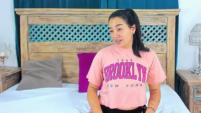 Snapshot of Chelsea_Russell01 chatting on November 27, 2025, 2:56 am Chelsea Russell01 online show from November 27, 2025, 2:56 am