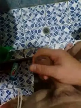 M1llerDeeW online show from November 28, 2025, 2:28 pm