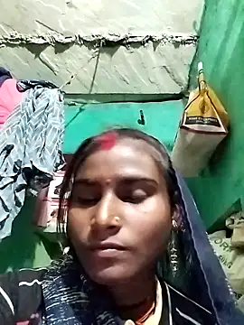 Snapshot of Big_Lovexx chatting on November 25, 2025, 3:45 pm Big Lovexx online show from November 25, 2025, 3:45 pm