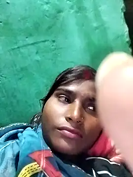 Big Lovexx online show from November 30, 2025, 5:14 pm