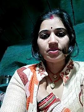 Snapshot of Hot_kamla chatting on February 6, 2026, 10:50 pm Hot kamla online show from February 6, 2026, 10:50 pm