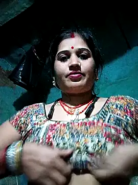 Snapshot of Hot_kamla chatting on November 19, 2025, 1:33 pm Hot kamla online show from November 19, 2025, 1:33 pm