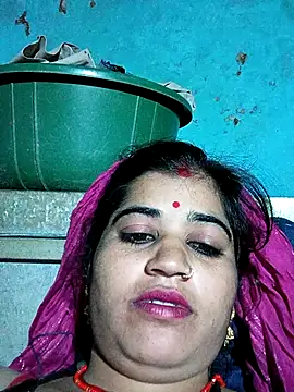 Snapshot of Hot_kamla chatting on November 16, 2025, 8:46 pm Hot kamla online show from November 16, 2025, 8:46 pm