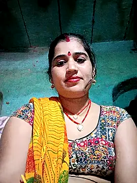 Snapshot of Hot_kamla chatting on March 1, 2026, 6:24 am Hot kamla online show from March 1, 2026, 6:24 am