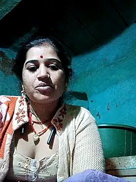 Snapshot of Hot_kamla chatting on November 22, 2025, 12:21 am Hot kamla online show from November 22, 2025, 12:21 am