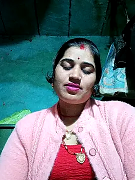 Snapshot of Hot_kamla chatting on February 3, 2026, 11:48 am Hot kamla online show from February 3, 2026, 11:48 am