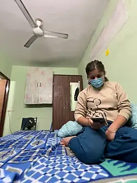 Snapshot of Cute_hotzara chatting on November 21, 2025, 4:55 am Cute hotzara online show from November 21, 2025, 4:55 am