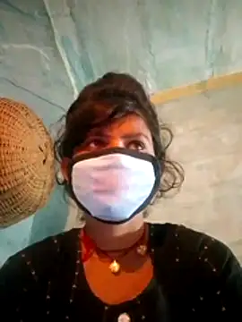 Snapshot of Kiranti_hot chatting on November 22, 2025, 3:00 pm Kiranti hot online show from November 22, 2025, 3:00 pm