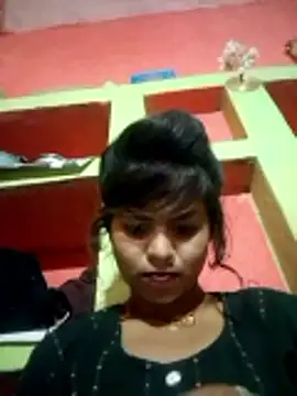 Snapshot of Kiranti_hot chatting on November 26, 2025, 3:56 pm Kiranti hot online show from November 26, 2025, 3:56 pm