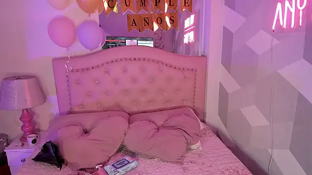 JacobRusso online show from December 14, 2025, 9:53 pm