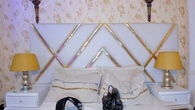 JacobRusso online show from April 4, 2026, 9:43 pm