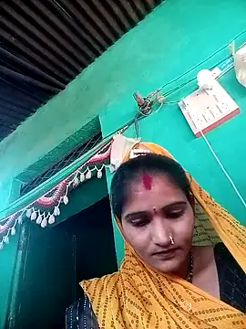 Snapshot of yanuw chatting on November 15, 2025, 9:35 am yanuw online show from November 15, 2025, 9:35 am