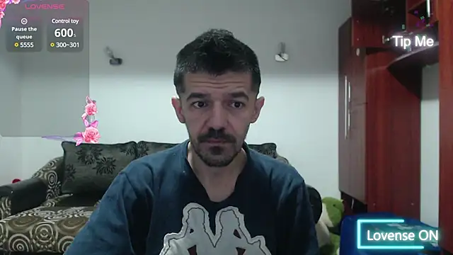 Snapshot of Dale_E chatting on January 13, 2025, 2:18 am Dale E online show from January 13, 2025, 2:18 am