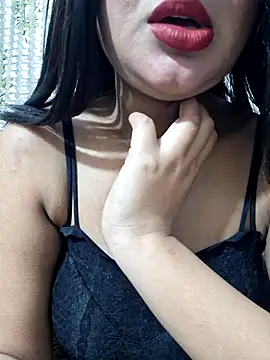 DIMPLE-GIRL88 online show from March 23, 2026, 7:03 pm