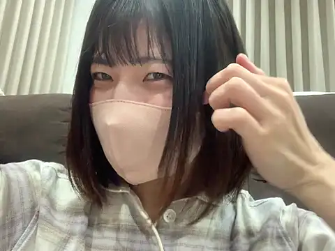 Snapshot of mayumichan13 chatting on February 4, 2026, 8:15 pm mayumichan13 online show from February 4, 2026, 8:15 pm