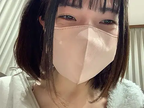 Snapshot of mayumichan13 chatting on February 3, 2026, 8:14 pm mayumichan13 online show from February 3, 2026, 8:14 pm