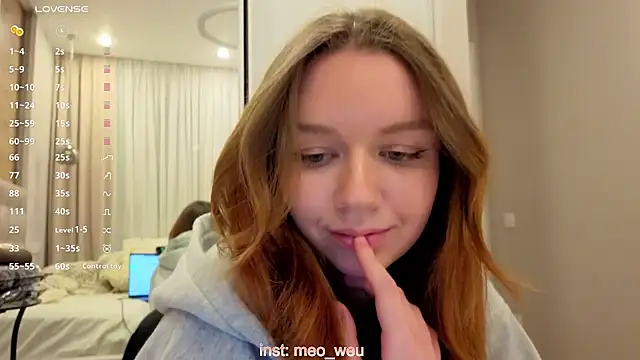 me liss online show from November 15, 2025, 11:53 pm