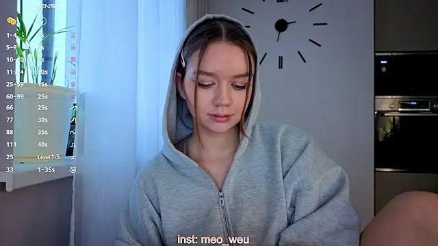 me liss online show from November 15, 2025, 6:28 am