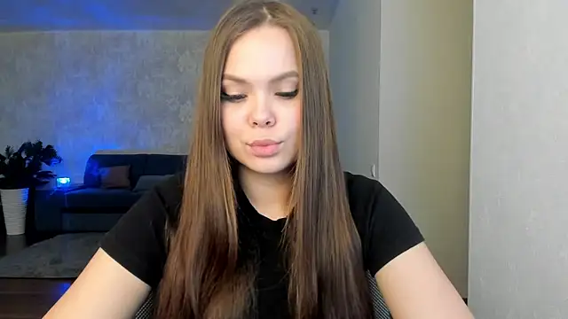 Kira love 81 online show from May 10, 2026, 4:16 am