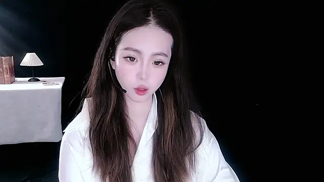 nannanbaby002 online show from November 28, 2025, 2:28 pm