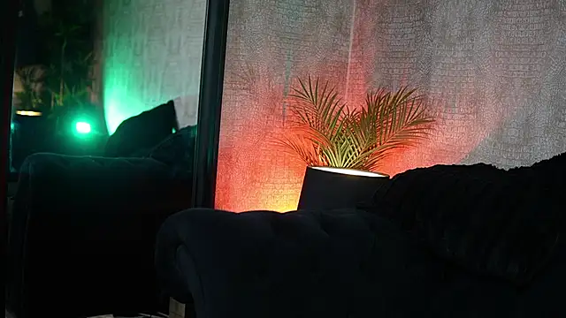 Snapshot of BikiJo chatting on November 20, 2025, 7:25 pm BikiJo online show from November 20, 2025, 7:25 pm