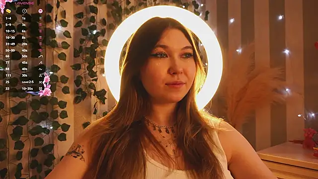 cheeky cherry  online show from December 5, 2025, 3:10 pm