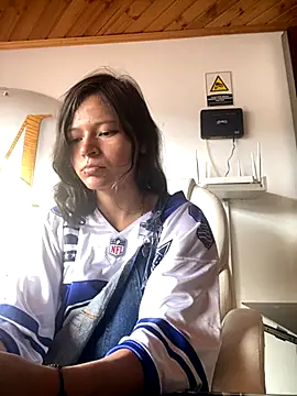 Snapshot of ninffa_18 chatting on November 14, 2025, 6:33 pm ninffa 18 online show from November 14, 2025, 6:33 pm