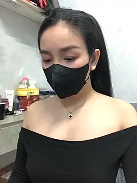 Tina 2k3 online show from February 12, 2026, 6:13 am