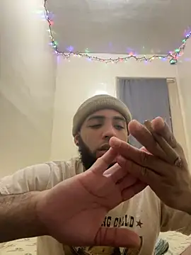 Snapshot of jloco954 chatting on April 14, 2026, 12:48 am jloco954 online show from April 14, 2026, 12:48 am