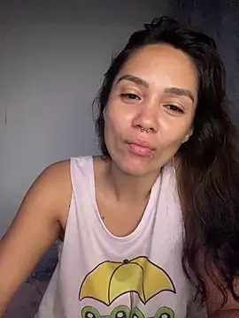 carolsapequinha online show from June 15, 2026, 10:59 am