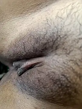 Snapshot of roma-001 chatting on November 13, 2025, 4:44 pm roma-001 online show from November 13, 2025, 4:44 pm