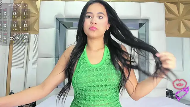 Estefanny lopez19 online show from April 13, 2026, 12:20 pm