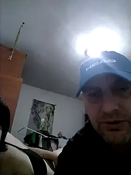 Snapshot of mafutbin3 chatting on November 25, 2025, 8:20 pm mafutbin3 online show from November 25, 2025, 8:20 pm