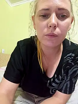 JenniDeep online show from November 12, 2025, 8:12 pm