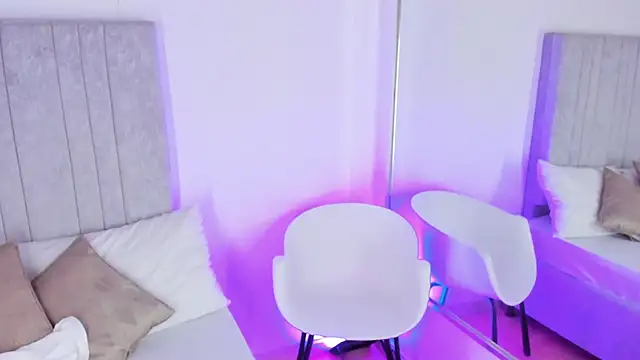 Martina 077 online show from March 11, 2026, 7:52 pm