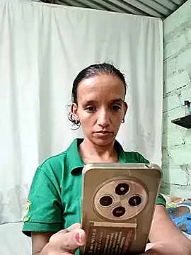 Snapshot of SindyHans chatting on November 26, 2025, 1:00 pm SindyHans online show from November 26, 2025, 1:00 pm