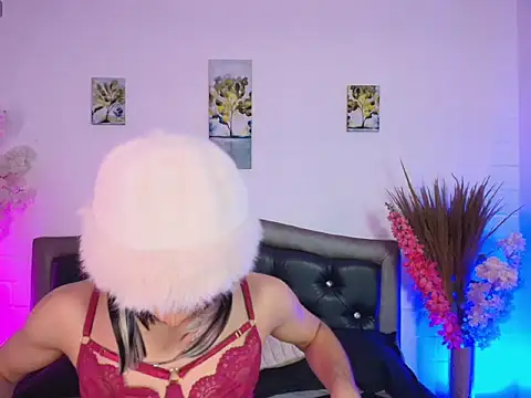 AlexiaHearts online show from February 5, 2026, 3:57 am