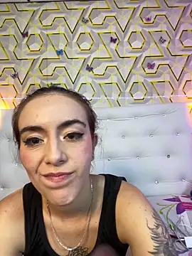 Snapshot of MelanyyJhonson15 chatting on May 15, 2026, 2:53 am MelanyyJhonson15 online show from May 15, 2026, 2:53 am