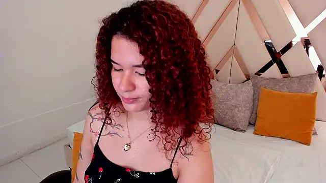 avrilwaynee online show from February 20, 2026, 11:56 am