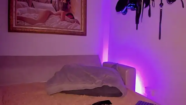 VeronicaSmith OS online show from March 11, 2026, 7:52 pm