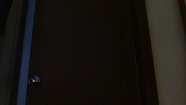 Snapshot of Lauragomezz chatting on November 21, 2025, 8:41 pm Lauragomezz online show from November 21, 2025, 8:41 pm