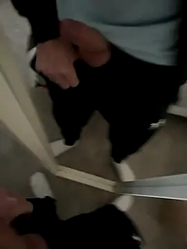 lucpompot online show from November 27, 2025, 8:37 am