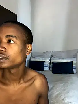 Snapshot of Boytoy_BigD chatting on November 28, 2025, 10:26 am Boytoy BigD online show from November 28, 2025, 10:26 am