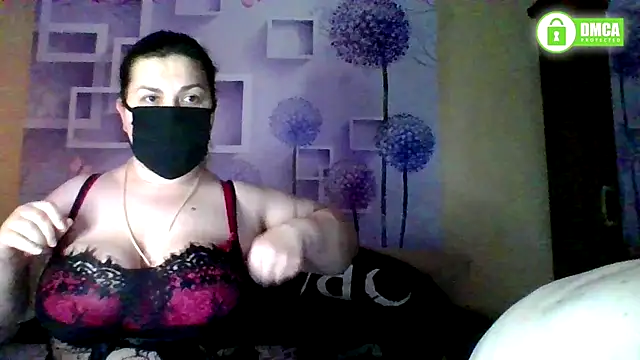 honey sweet couple online show from January 18, 2026, 5:49 pm