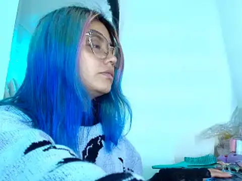 tsuky nekoo online show from November 18, 2025, 1:10 am