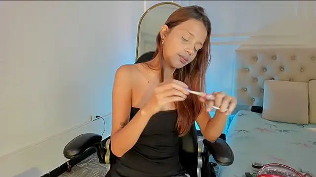 nicolvibes 212 online show from February 21, 2026, 9:28 pm