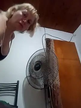 SexyMilf1211 online show from January 15, 2026, 1:31 am