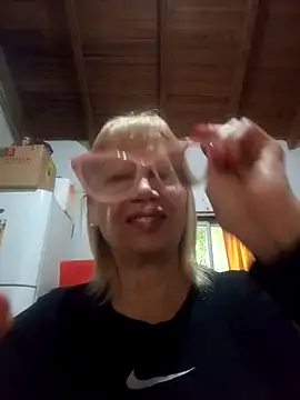 SexyMilf1211 online show from April 8, 2026, 2:07 pm